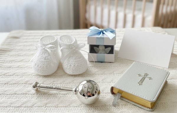 Quels sont les critères à prendre en compte pour le choix d'un cadeau à offrir lors d'un baptême ?